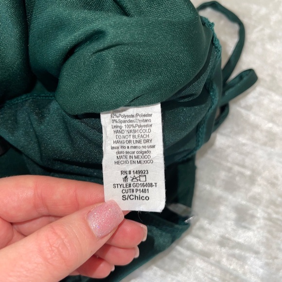 Green Two-Piece Set - Picture 6 of 7